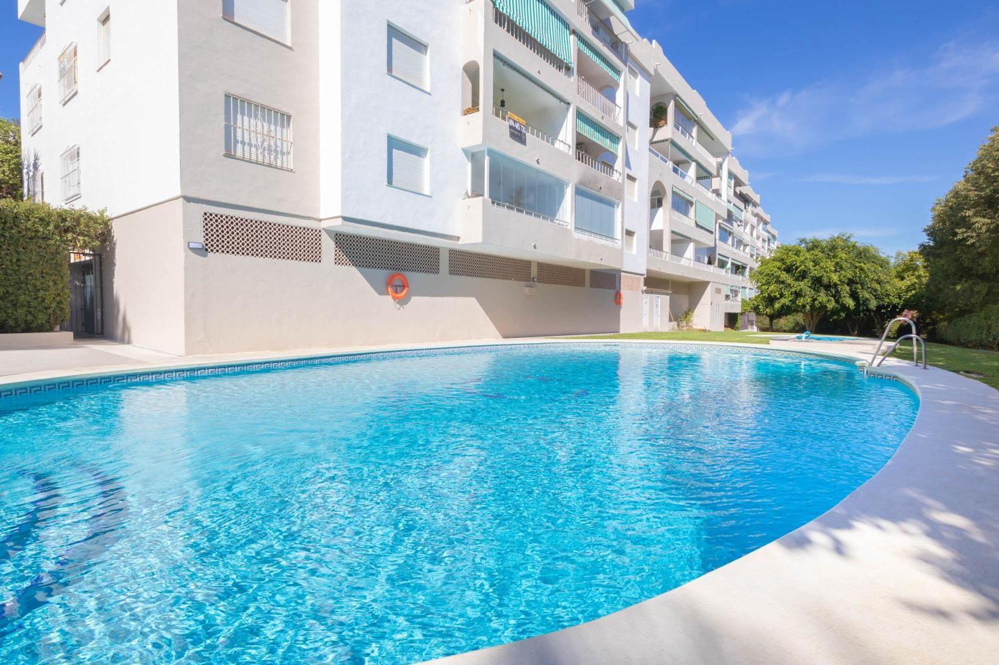 APT PUERTO BANUS lll Marbella Exterior foto